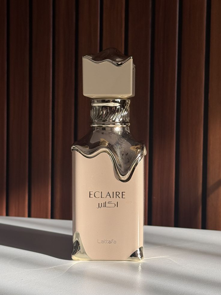 Lattafa Eclaire